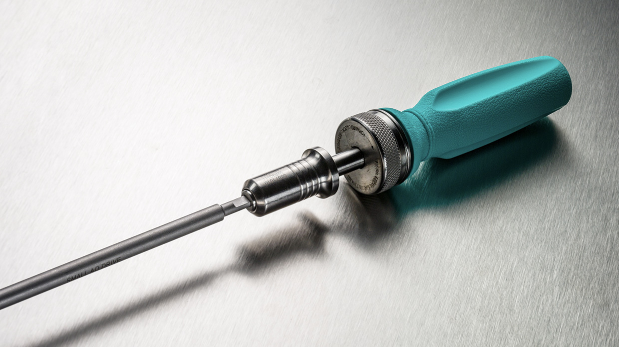 ratcheting screwdriver